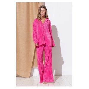Hot pink pleated set